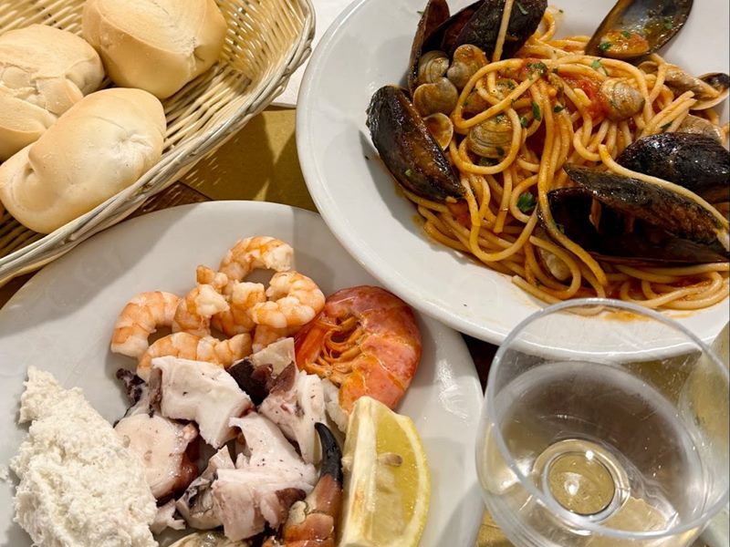 La Perla Ai Bisatei food