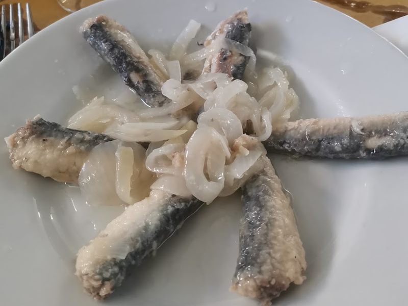 La Perla Ai Bisatei food